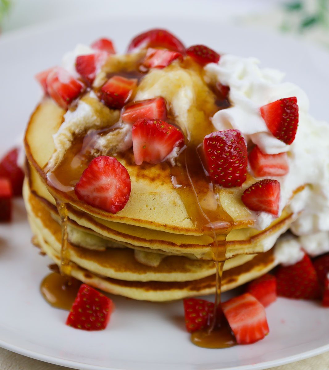 Butter Pancakes with Strawberries and Whipped Cream