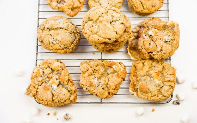 Marshmallow Cookies ‘N’ Cream Cookies
